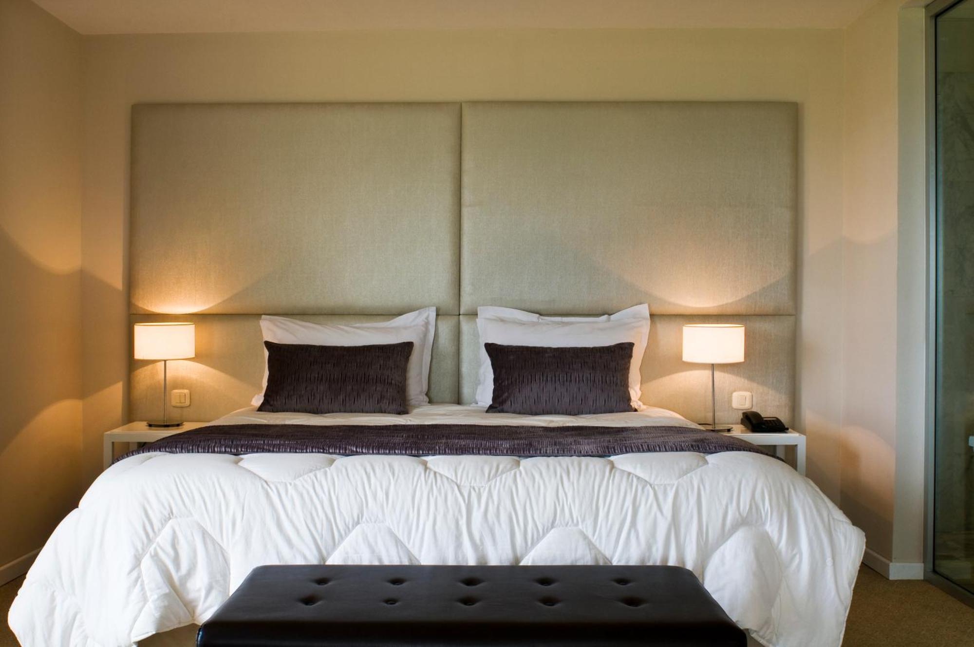 莫纳斯提尔塔拉萨皇家酒店 外观 照片 A bedroom at the hotel
