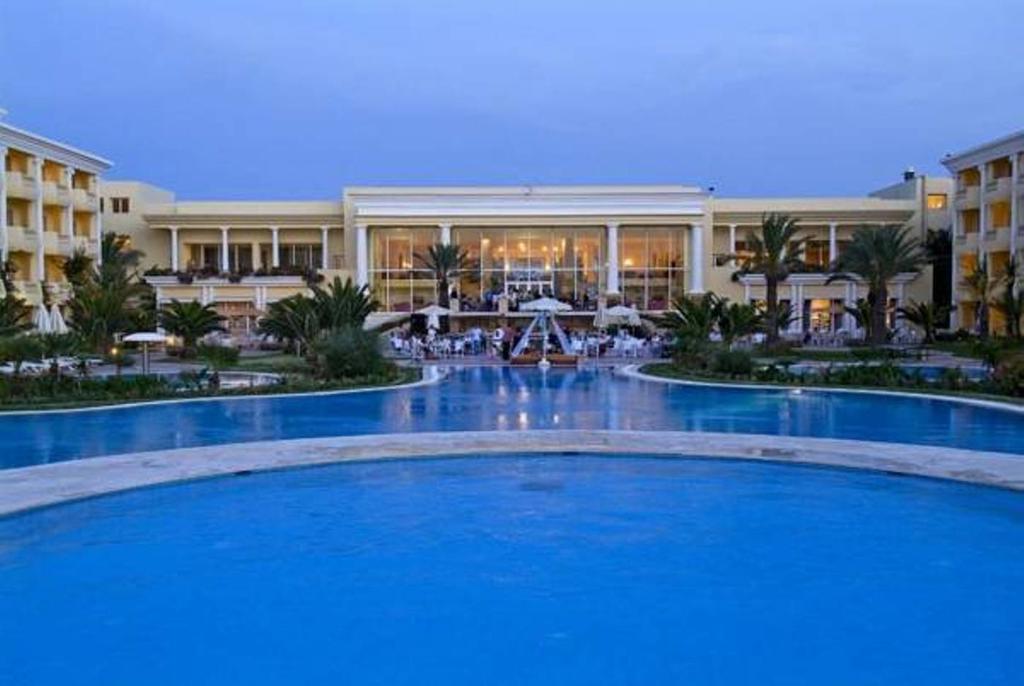 莫纳斯提尔塔拉萨皇家酒店 外观 照片 The Westin Resort & Villas, Playa Mujeres, Cancun, Mexico