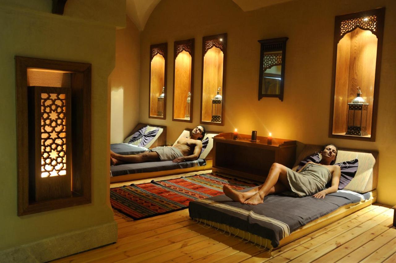 莫纳斯提尔塔拉萨皇家酒店 外观 照片 A hammam in Jerusalem