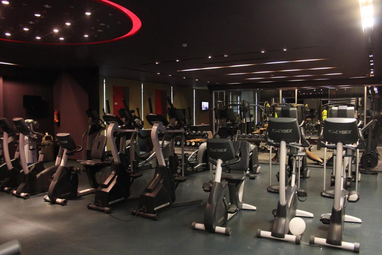 莫纳斯提尔塔拉萨皇家酒店 外观 照片 The gym at the hotel